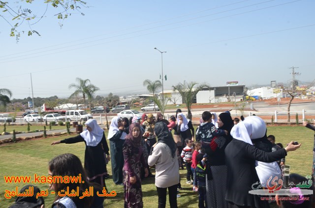 فيديو: صف الفراشات يطير كالفراشات في احضان منتزه عبد الكريم قاسم 